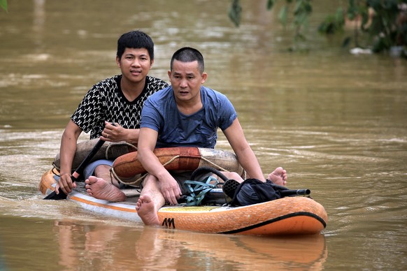 Hanoï subit ses pires inondations depuis 2008.