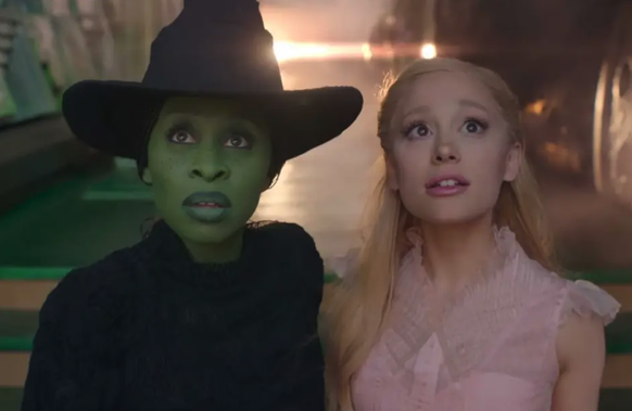 Ariana campe Glinda.