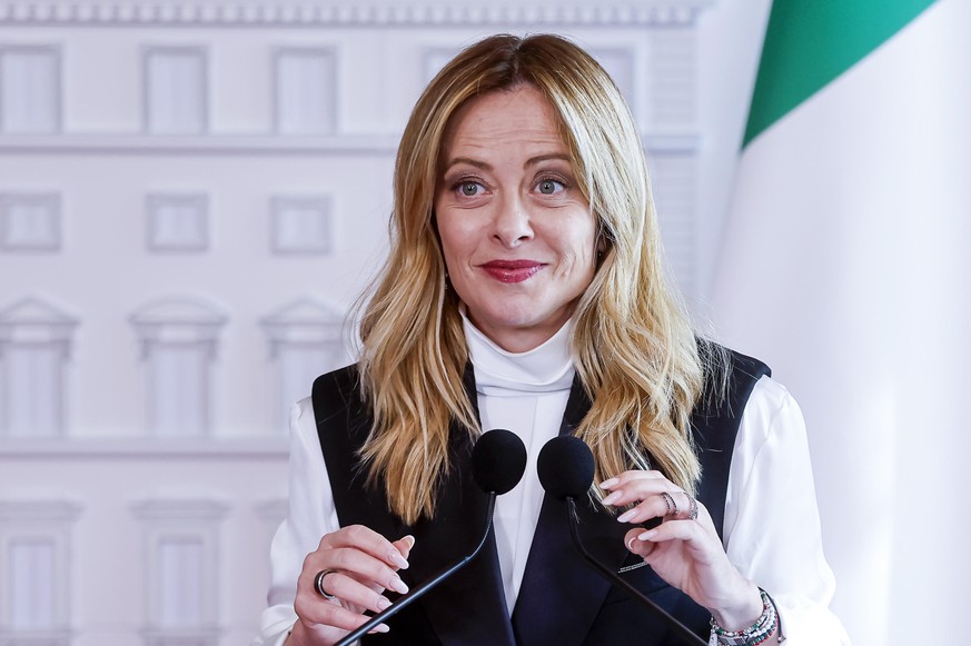 Zelensky promet de réparer un oléoduc qui fournit en pétrole russe la Hongrie