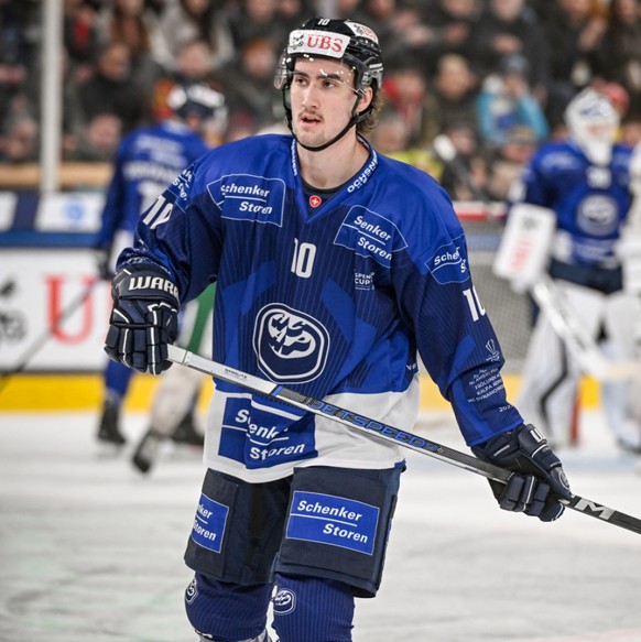 Alex Formenton pourra rejouer en NHL (archives).