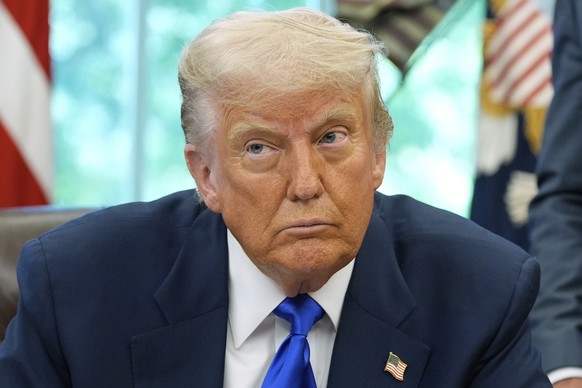 President Donald Trump speaks with reporters as he signs executive orders and proclamations in the Oval Office of the White House, Monday, May 5, 2025, in Washington. (AP Photo/Alex Brandon)
Donald Tr ...