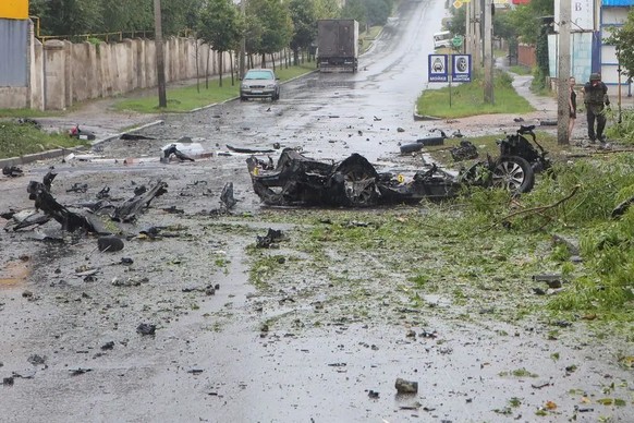 La voiture détruite de Yevgeny Yunakov.