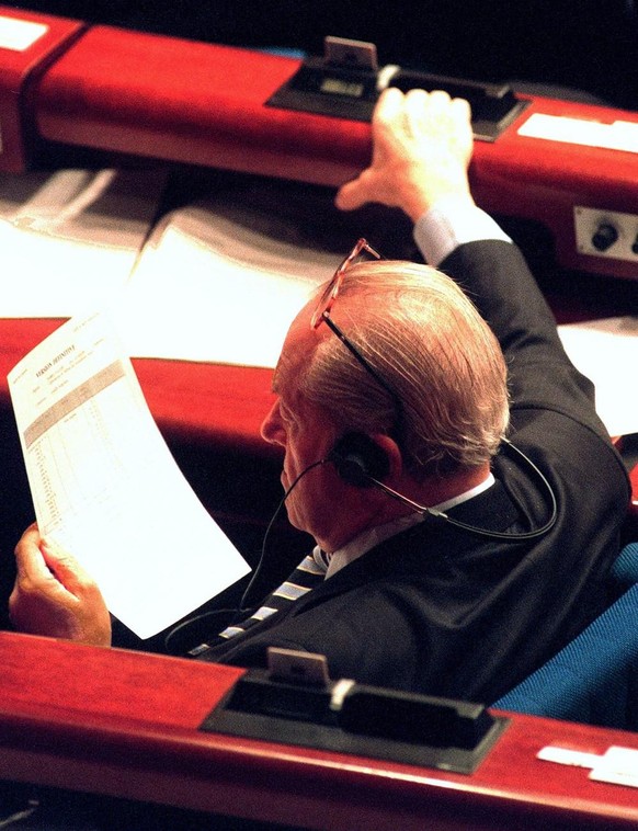 Jean-Marie au Parlement européen, le 17 novembre 1998.