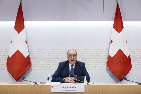 «Je souhaite féliciter mon collègue Ignazio pour la victoire du FC Lugano... heuu non pardon, pour sa nomination en tant que président de la Confédération (à lire avec l'accent de Bursins, bien sûr).»