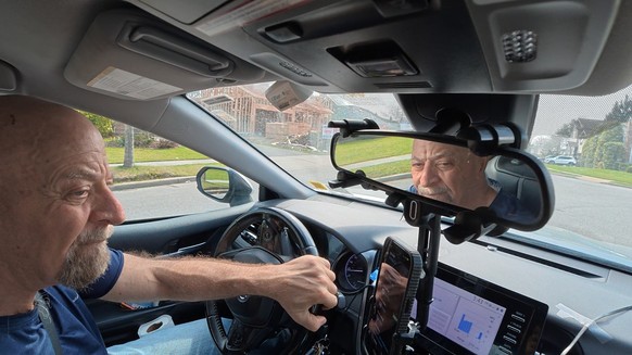 Retiree Stu Goldberg gets ready to pick up passengers for Uber on Tuesday, March 31, 2026, near Plainview, N.Y. (AP Photo/Emily Wang Fujiyama)
Be Well-Working Well-Retiree Gig Work