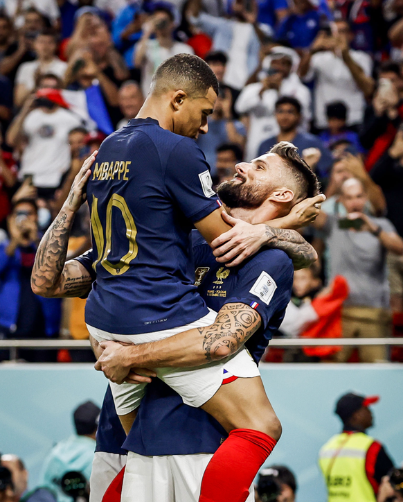 Olivier Giroud et Kylian Mbappé s&#039;entendent à merveille.