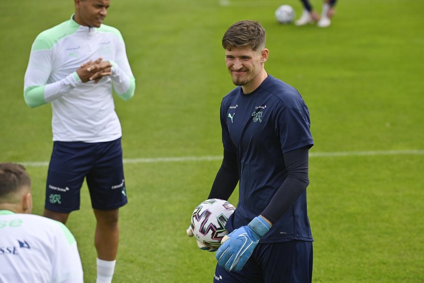 Goalkeeper Gregor Kobel of Team Switzerland during a training session prior tomorrow?s friendly soccer match between Switzerland and USA, on Saturday, May 29, 2021, in Bad Ragaz, Switzerland. (KEYSTON ...