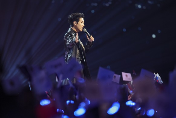 epa12393694 Wang Xi of China performs during the international music contest &#039;Intervision&#039; at the Live Arena concert hall in Moscow, Russia, 20 September 2025. The international music contes ...