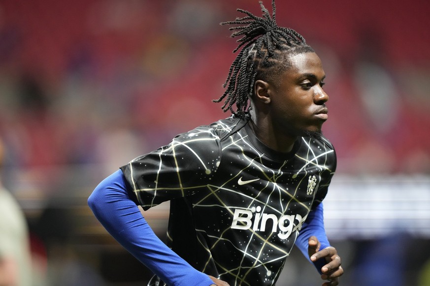 Chelsea&#039;s Romeo Lavia warms-up prior to the Club World Cup group D soccer match between Chelsea and Los Angeles FC in Atlanta, Monday, June 16, 2025. (AP Photo/Brynn Anderson)