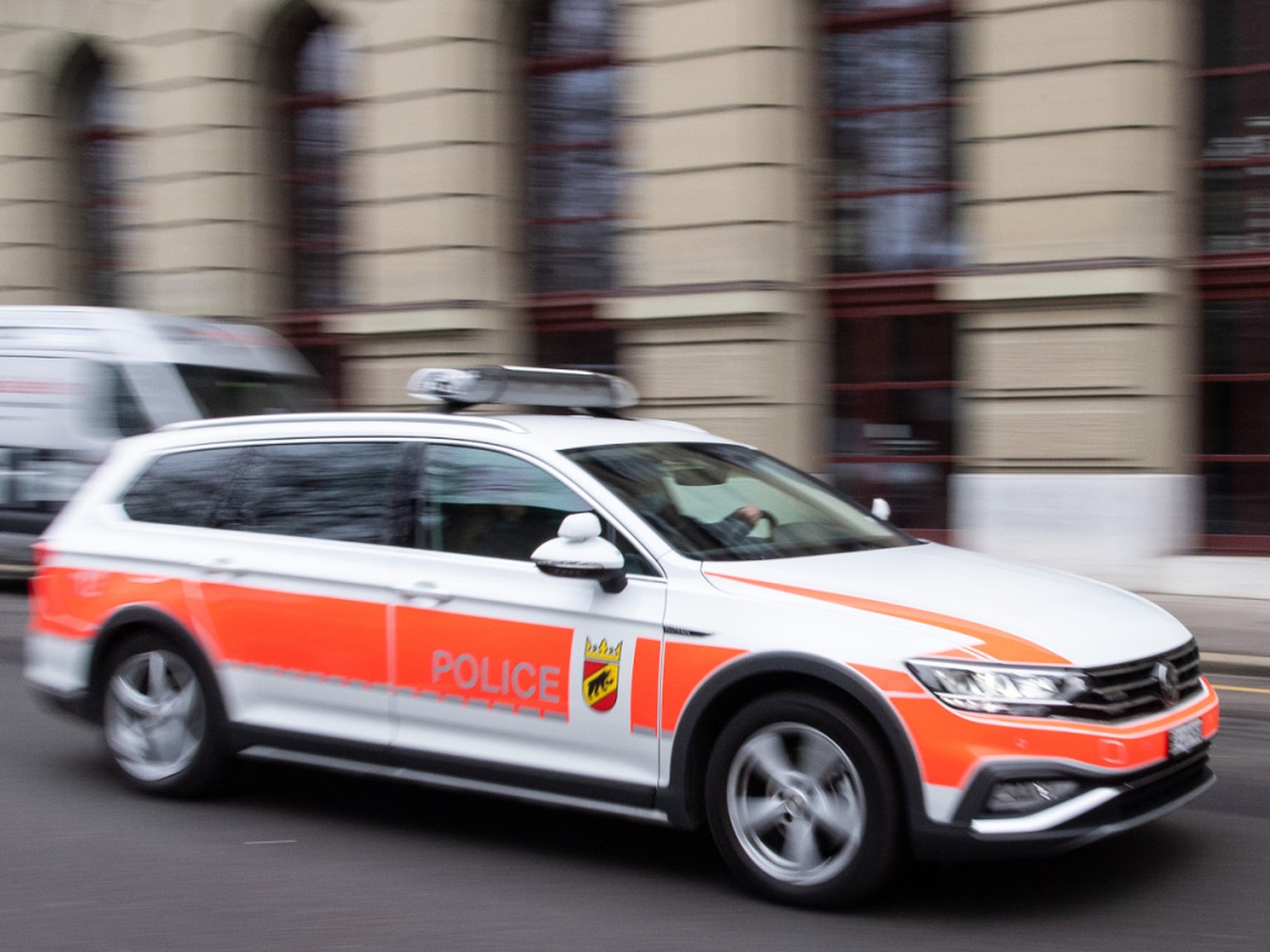 La police bernoise parle d&#039;un groupe d&#039;inconnus qui a commis l&#039;attaque