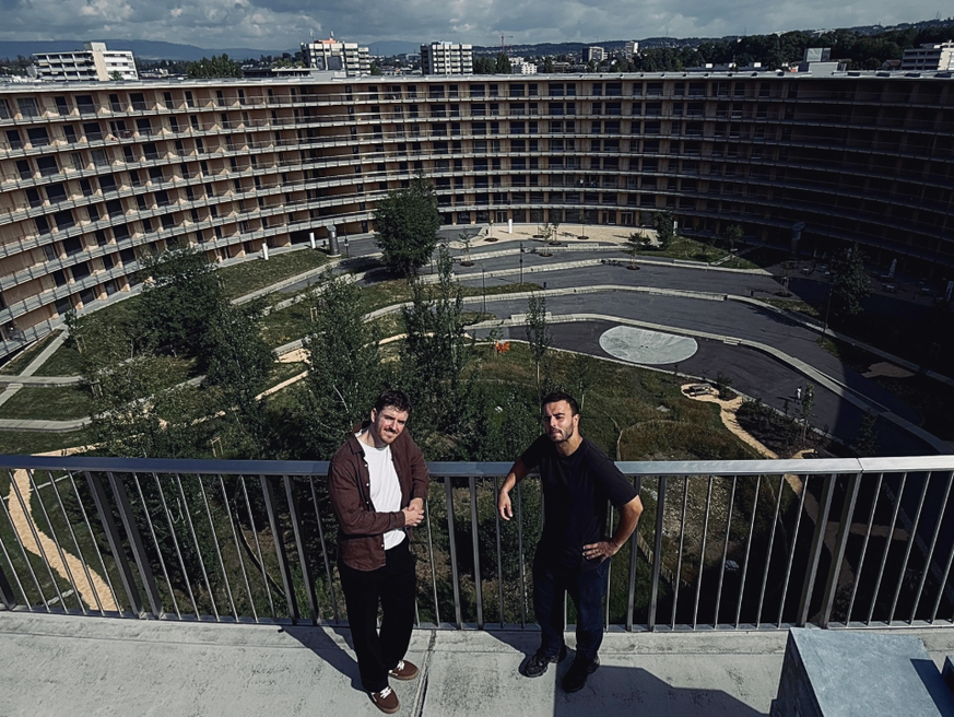 Grégoire et Vincent (de g. à dr.) se sont lancés le défi de dynamiser le Vortex et ses mille étudiants.