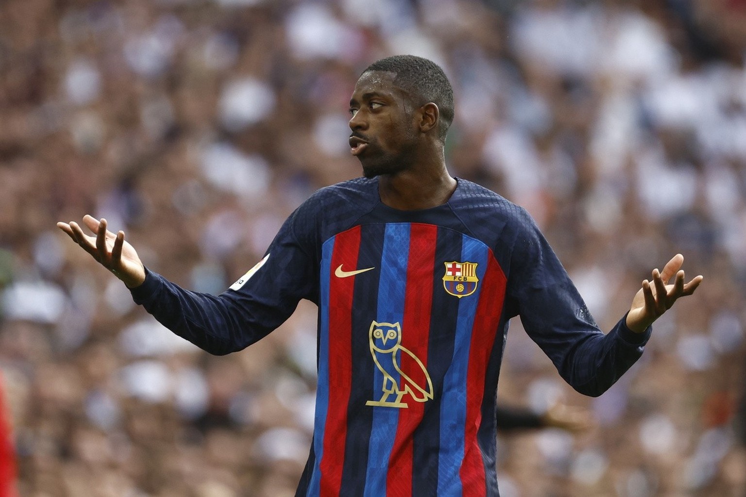 epa10247371 FC Barcelona&#039;s Ousmane Dembele reacts during El Clasico, the Spanish LaLiga soccer match between Real Madrid and FC Barcelona in Madrid, Spain, 16 October 2022. EPA/Rodrigo Jimenez