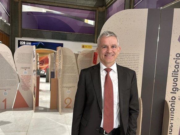 Im «Ministerio de Igualidad»: Beat Jans will von Spanien lernen.
(1. Juli 2025)