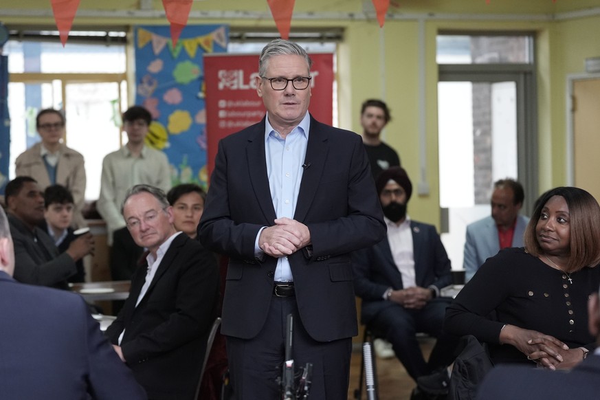 Britain's Prime Minister Sir Keir Starmer speaks to Labour Party members at Kingsdown Methodist Church Hall, in Ealing, west London, Friday May 8, 2026, a day after the local elections. (Stefan R ...