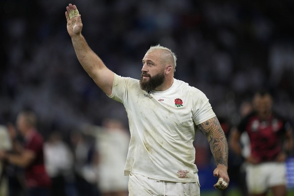 England&#039;s Joe Marler celebrates after the Rugby World Cup quarterfinal match between England and Fiji at the Stade de Marseille in Marseille, France, Sunday, Oct. 15, 2023. (AP Photo/Daniel Cole)