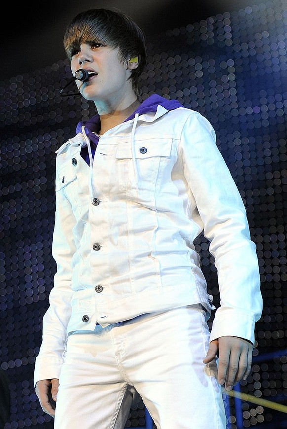 RENO, NV - JULY 18: Justin Bieber performs part of his My World Tour 2010 at the Reno Events Center on July 18, 2010 in Reno, Nevada. (Photo by Tim Mosenfelder/Getty Images)