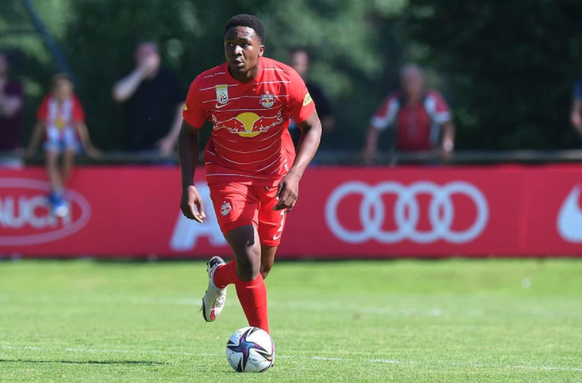 Bryan Okoh lors d'un match de préparation avec Salzbourg l'été dernier.