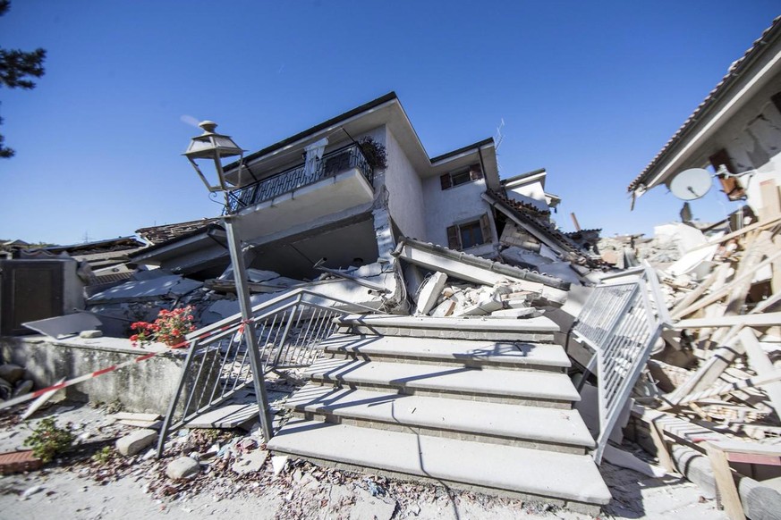 Le village d'Amatrice, en Italie, entièrement détruit après le séisme du 30 octobre 2016.