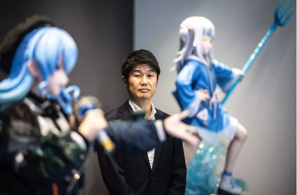 Le PDG de Cover Corp, Motoaki Tanigo.