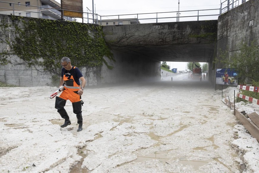 En Suisse, les orages de grêle ont fait plus de 10 blessés. watson