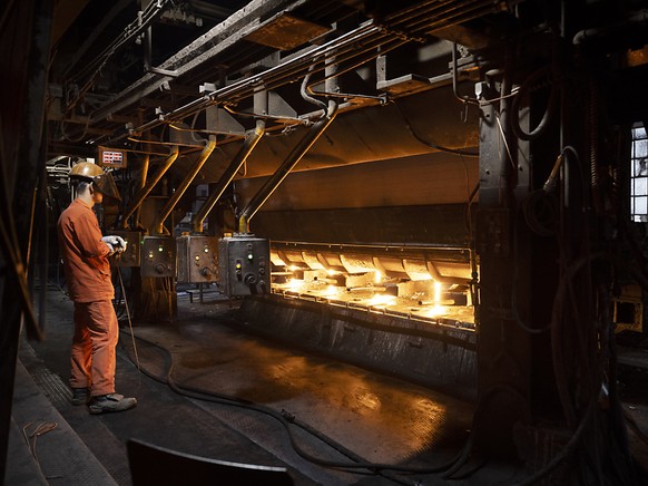 La dynamique a �t� emmen�e par l&#039;industrie, dont la production a augment� de 2,0% en juillet, 2,1% en ao�t et 2,4% en septembre (OFS).