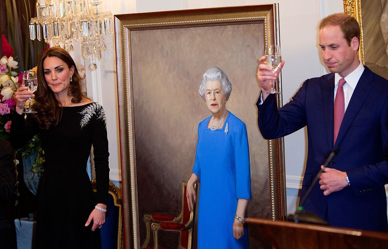 WELLINGTON, NEW ZEALAND - APRIL 10: (NO UK SALES FOR 28 DAYS) Catherine, Duchess of Cambridge and Prince William, Duke of Cambridge make a toast after unveiling a portrait of Queen Elizabeth II, paint ...