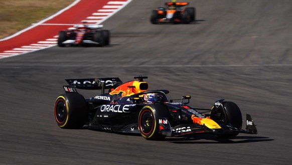 epa12465907 Red Bull Racing driver Max Verstappen of Netherlands competes in the 2025 Formula 1 United States Grand Prix at the Circuit of the Americas racetrack in Austin, Texas, USA, 19 October 2025 ...