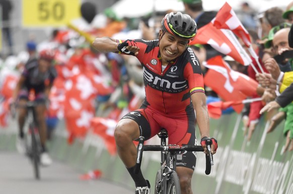 Darwin Atapuma from Colombia of the Bmc Racing Team wins the 5th stage, a 126,4 km race from Brig-Glis to Cari, Switzerland, at the 80th Tour de Suisse UCI ProTour cycling race, on the Furka Pass, on  ...