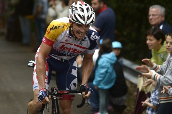 Adam Hansen, of Australia, pedals on his way to win the seventh stage of the Giro d&#039;Italia, Tour of Italy cycling race, from Marina San Salvo to Pescara, Friday, May 10, 2013. Australian rider Ad ...