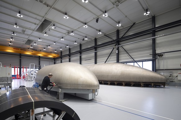 ZUM HEUTIGEN TEXT DER WISSENSCHAFTS-REDAKTION VON KEYSTONE-SDA UEBER DEN BAU DER SPITZEN DER ARIANE-6 RAKETE STELLEN WIR IHNEN FOLGENDE BILDER ZUR VERFUEGUNG. WEITERE BILDER FINDEN SIE AUF visual.keys ...