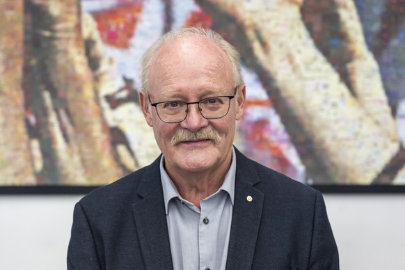 Pierre-Andre Comte, secretaire general Mouvement autonomiste jurassien (MAJ), du comite interpartis en faveur de l�approbation du Concordat sur le transfert cantonal de Moutier lors d&#039;une confere ...