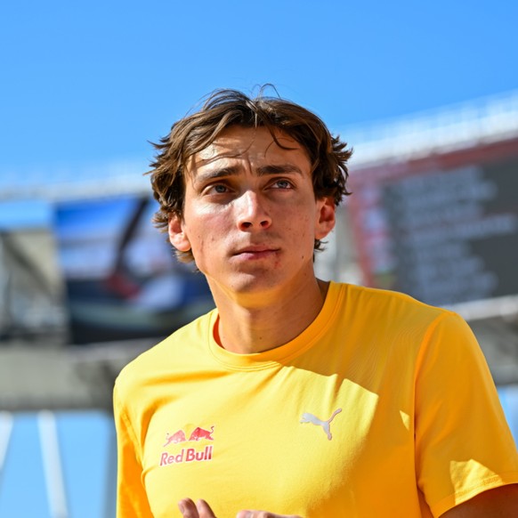 Armand Duplantis a battu son record du monde pour la 13e fois à Budapest.