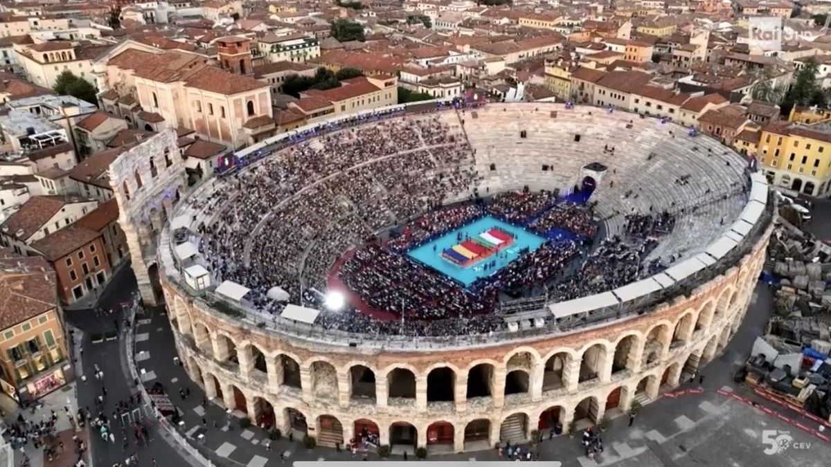 L’Europeo di pallavolo femminile è iniziato in un posto molto speciale