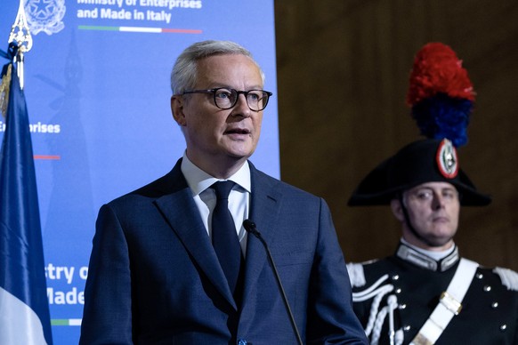 epa10949016 French Economy Minister Bruno Le Maire speaks during a press conference following a meeting between Italy, Germany and France on industrial policy, digital transition and artificial intell ...