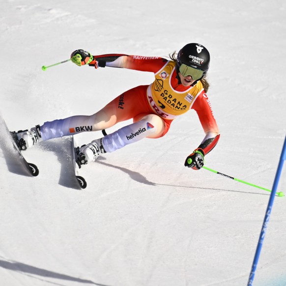 Camille Rast a connu une rare élimination dans le géant d'Are