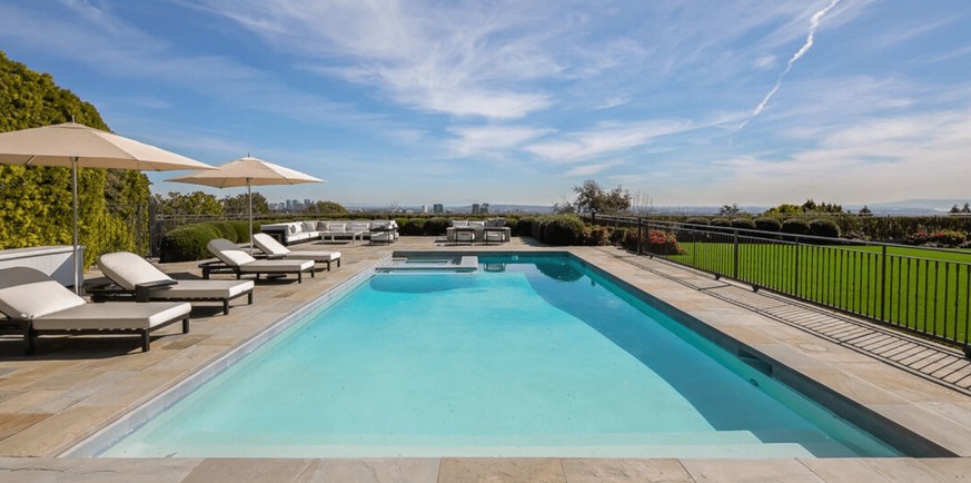 Ouais, enfin c'est une piscine, quoi.