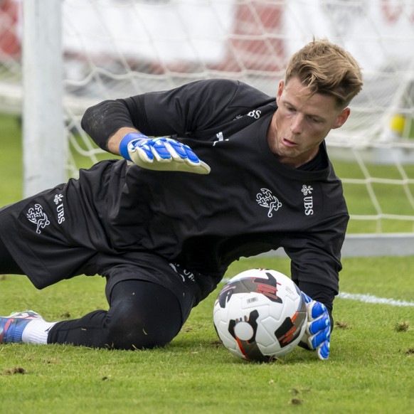 Jonas Omlin est de retour au FC B稷e