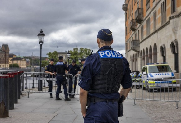 Police security in the government quarters Rosenbad when the US and China meet for trade talks in Stockholm, Sweden on July 29, 2025.
Photo: P