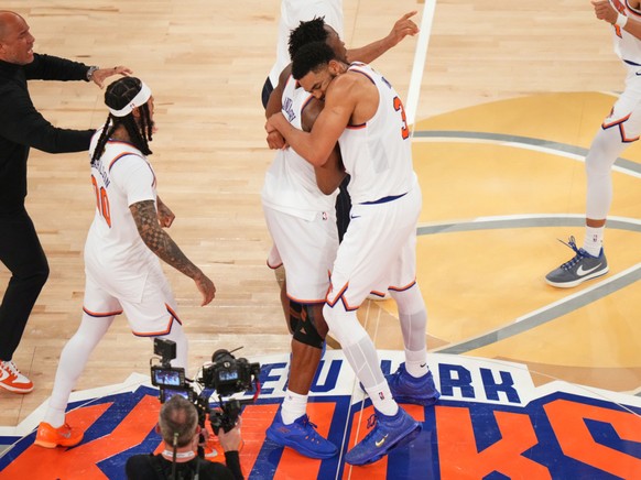 La joie des Knicks, qui mènent 3-1 face aux Spurs en finale NBA