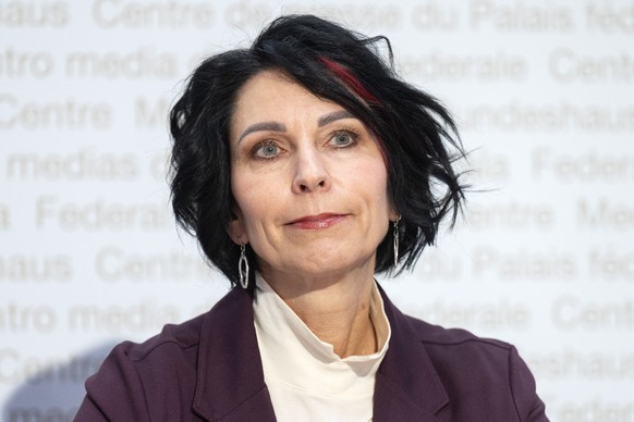 Nationalraetin Sandra Sollberger, SVP-BL, spricht ueber die keine 10 Millionen Schweiz, Nachhaltigkeitsinitiative, am Dienstag, 24. Maerz 2026, in Bern. (KEYSTONE/Peter Schneider)