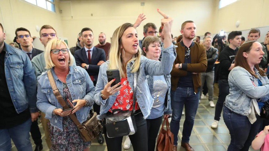 Nous sommes dans le Nord-Pas-de-Calais, à Hénin-Beaumont. Une bourgade de 26 000 âmes blotties contre les idées du Rassemblement national.