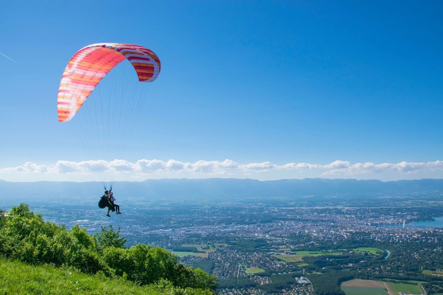 La vue de Genève depuis la Salève est simplement à couper le souffle.