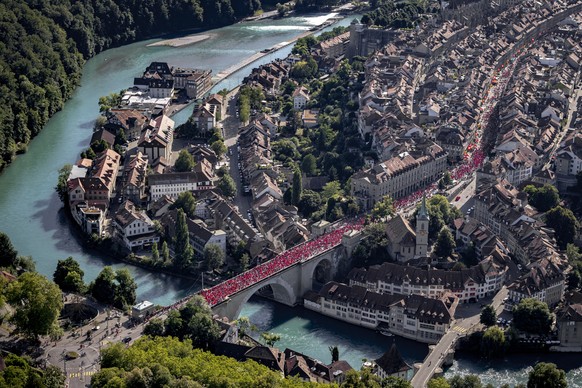 epaselect epa12245778 An aerial view of supporters of Switzerland participating in the fan walk ahead of the UEFA Women&#039;s EURO 2025 quaterfinal soccer match between Spain and Switzerland in Bern, ...