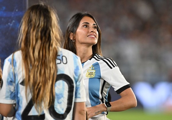 BUENOS AIRES, ARGENTINA - MARCH 23: Lionel Messis wife Antonella Roccuzzo during an international friendly between Argentina and Panama at Estadio Monumental Antonio Vespucio Liberti on March 23, 2023 ...