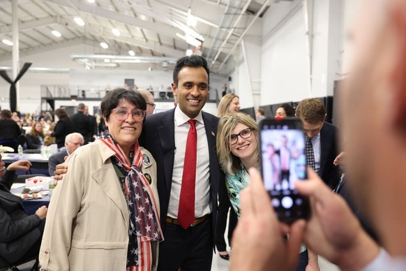 CLIVE, IOWA - APRIL 22: Former Republican presidential candidate businessman Vivek Ramaswamy greets guests at the the Iowa Faith &amp; Freedom Coalition Spring Kick-Off on April 22, 2023 in Clive, Iow ...