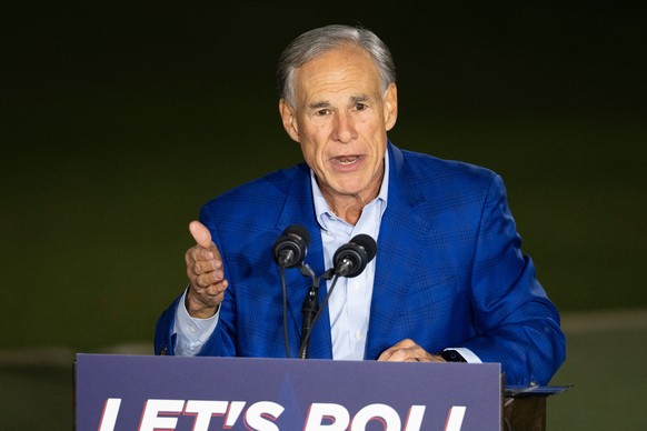 Gov. Greg Abbott announces his re-election campaign for Texas governor in Houston, Sunday, Nov. 9, 2025. (Jason Fochtman/Houston Chronicle via AP)
Abbott Announcment
