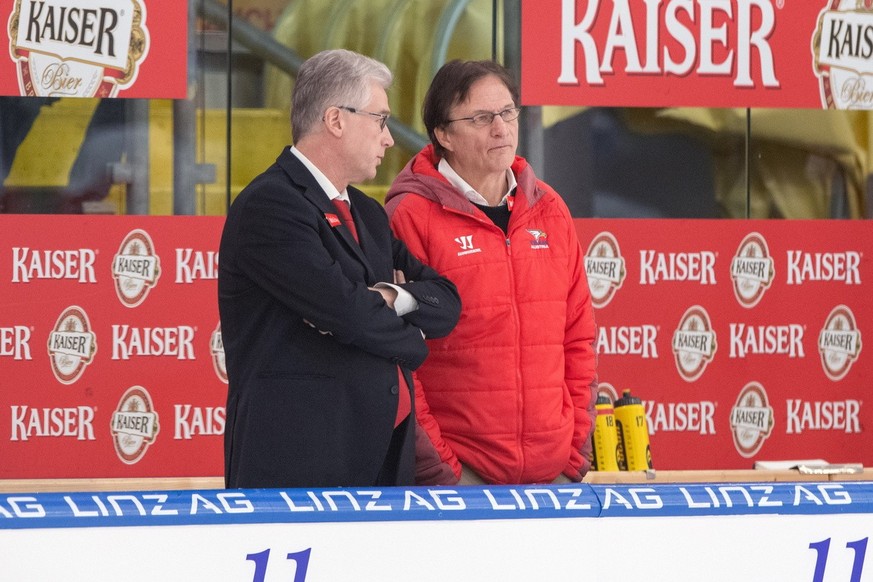 Les nouveaux empereurs d'Autriche sur leur trône en avril dernier lors d'un match amical.