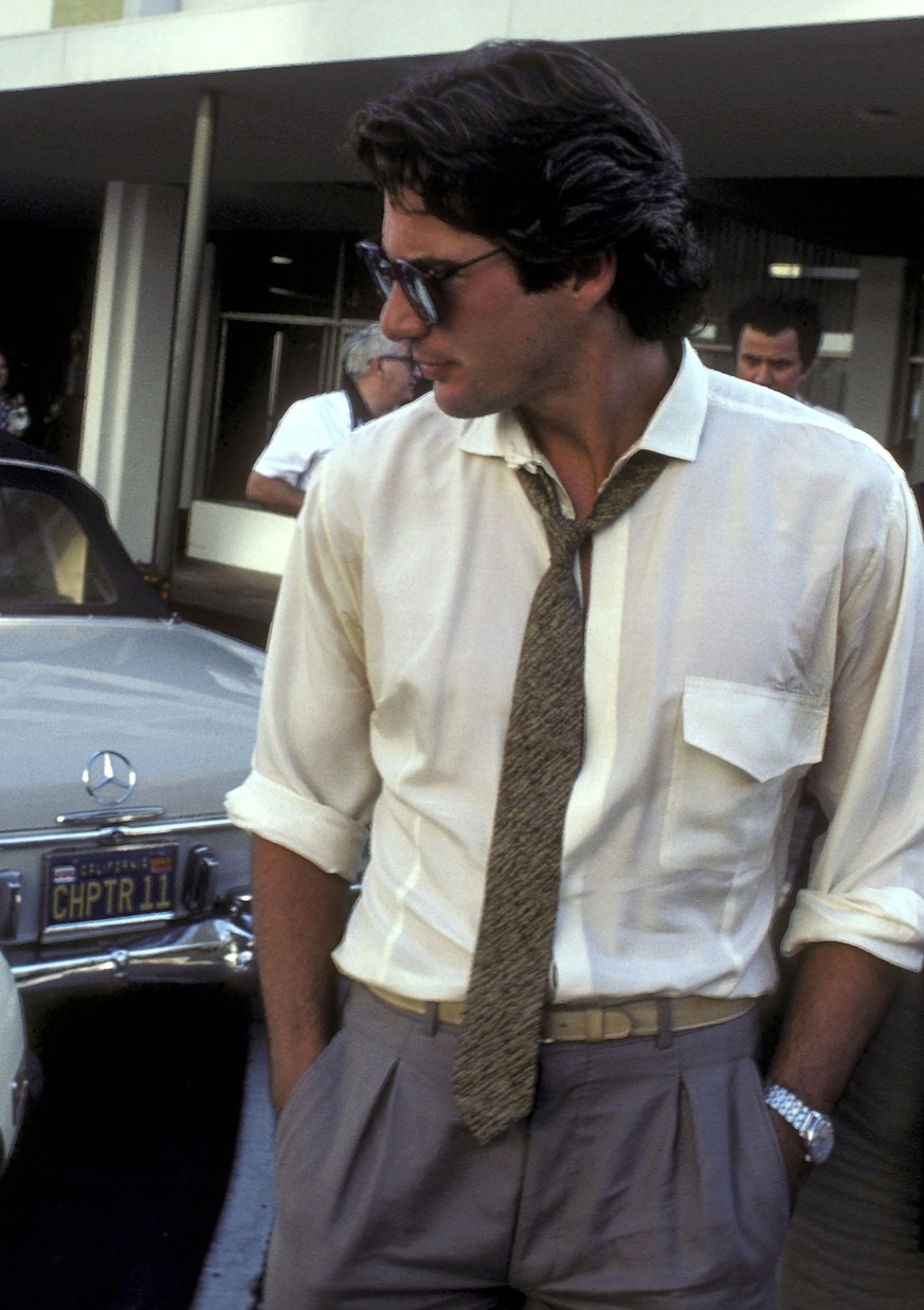 BEVERLY HILLS, CA - SEPTEMBER 5: Actor Richard Gere attends the Hollywood Foreign Press Association Meeting on September 5, 1979 at Beverly Hilton Hotel in Beverly Hills, California. (Photo by Ron Gal ...
