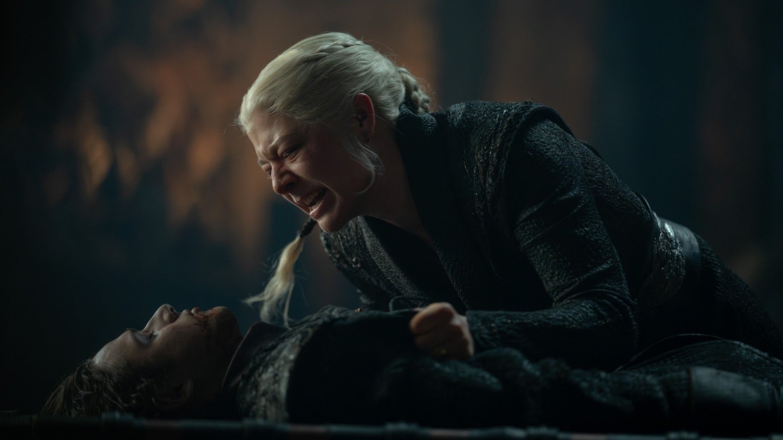 La série doit beaucoup au personnage de Rhaenyra Targaryen, dont l’interprétation par Emma D’Arcy crève l’écran.