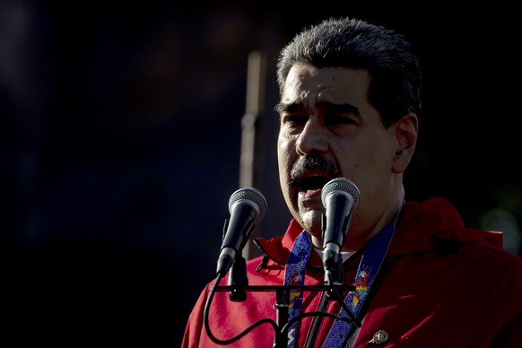 epa12449691 Venezuelan President Nicolas Maduro speaks during an event commemorating Indigenous Resistance Day in Caracas, Venezuela, 12 October 2025. EPA/MIGUEL GUTIERREZ